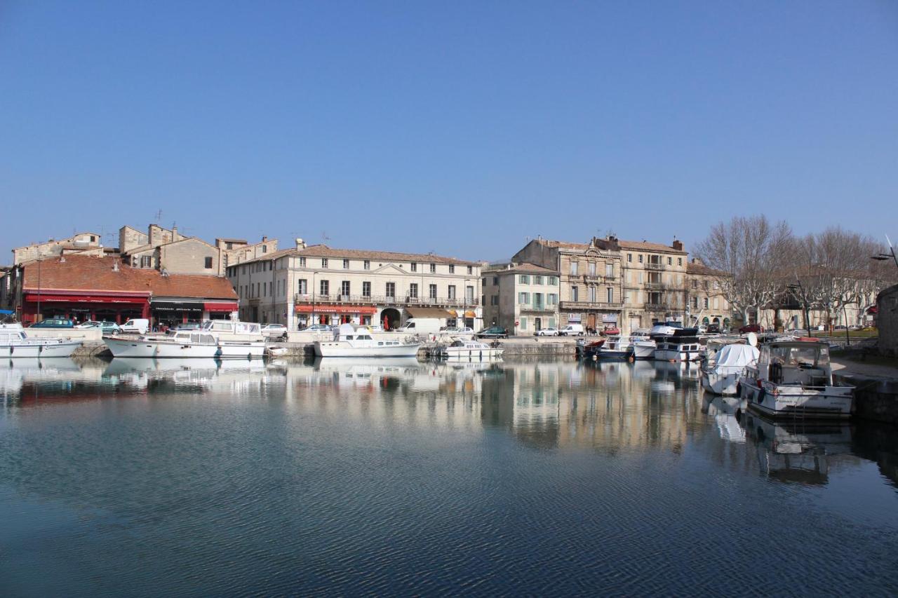 L'Isle Apartment Beaucaire  Exterior photo