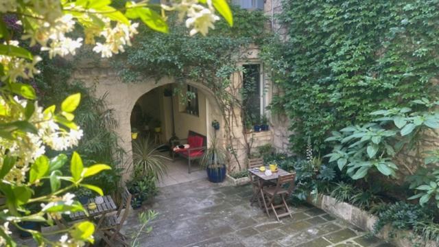 L'Isle Apartment Beaucaire  Exterior photo